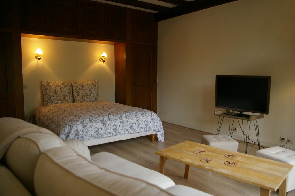 Apartamento Juniper House Vulaines-sur-Seine Exterior foto